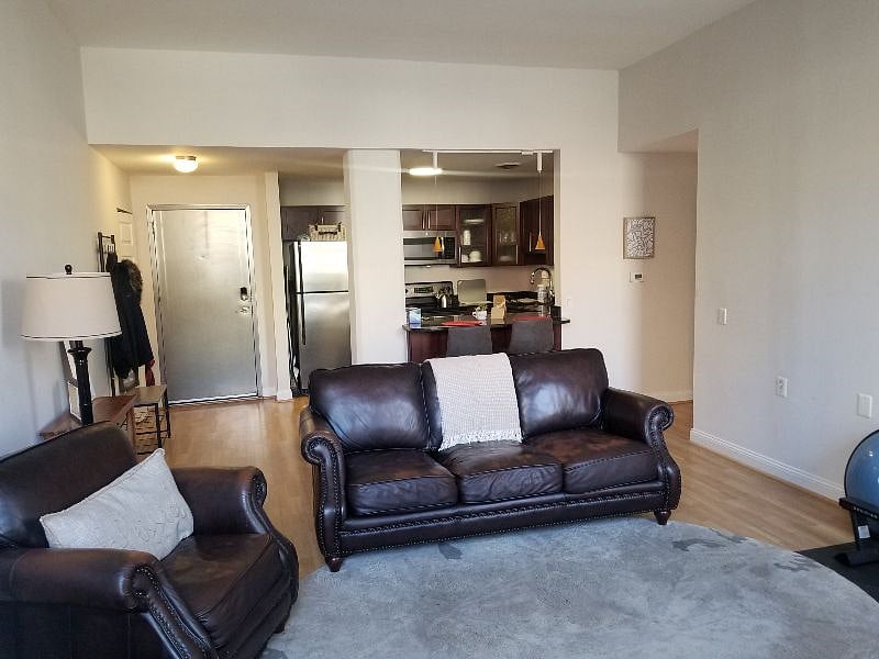 Furnished Finder property 403019_1 photo 3