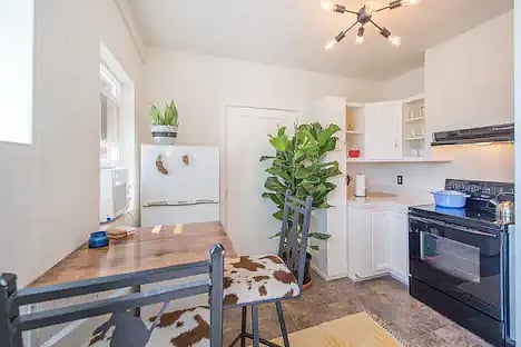 Furnished Finder property 403020_1 photo 5