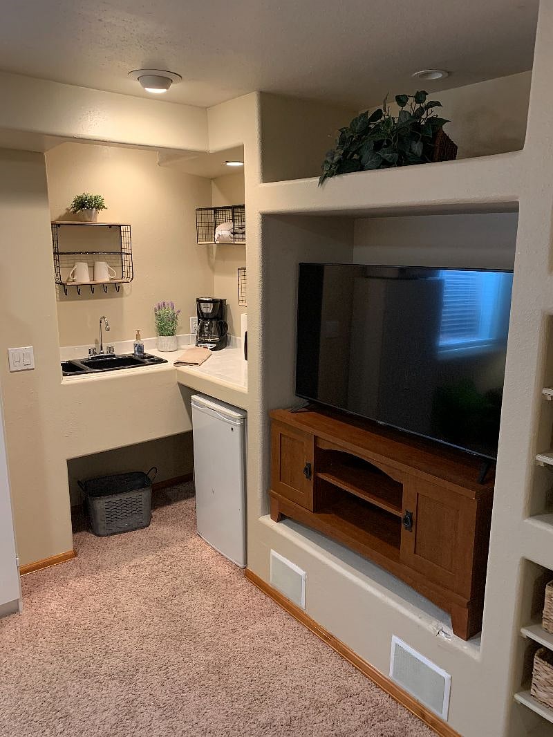 Furnished Finder property 403029_1 photo 9