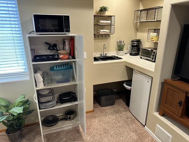 Furnished Finder property 403029_1 photo 15