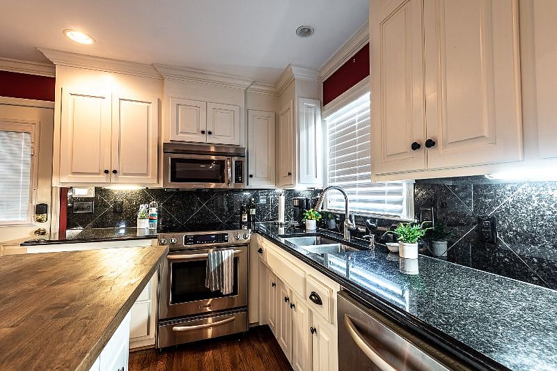 Furnished Finder property 403073_1 photo 8