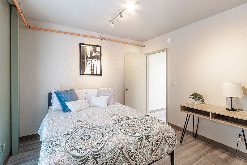 Furnished Finder property 403082_1 photo 12
