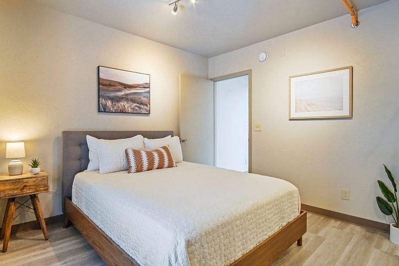 Furnished Finder property 403082_2 photo 11