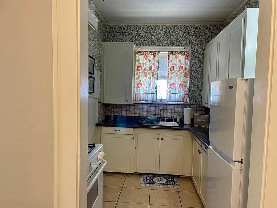 Furnished Finder property 403085_1 photo 4