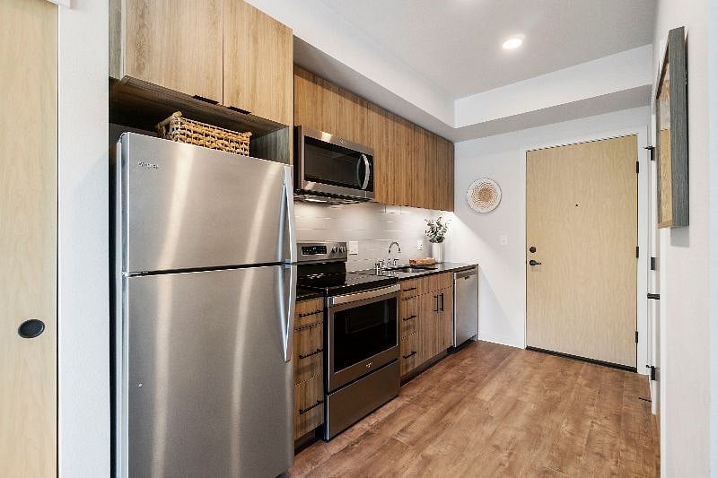 Furnished Finder property 403094_1 photo 3