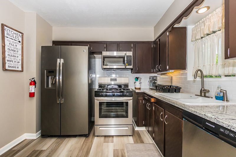 Furnished Finder property 403096_1 photo 49