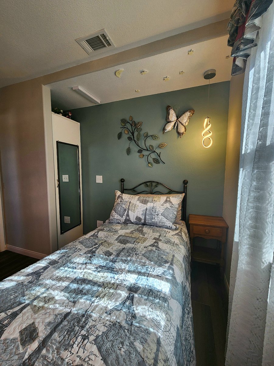Furnished Finder property 403159_2 photo 7