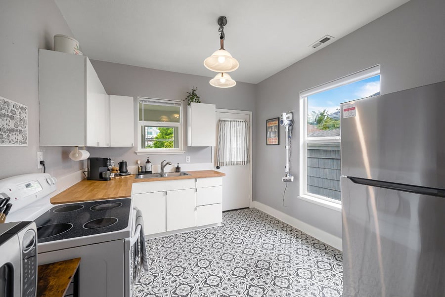 Furnished Finder property 403217_2 photo 12