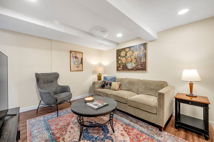 Furnished Finder property 403217_3 photo 28