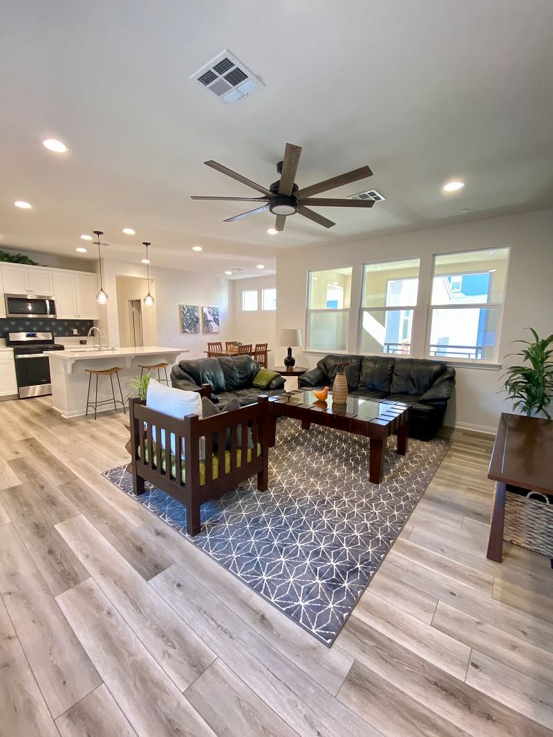 Furnished Finder property 403222_1 photo 3