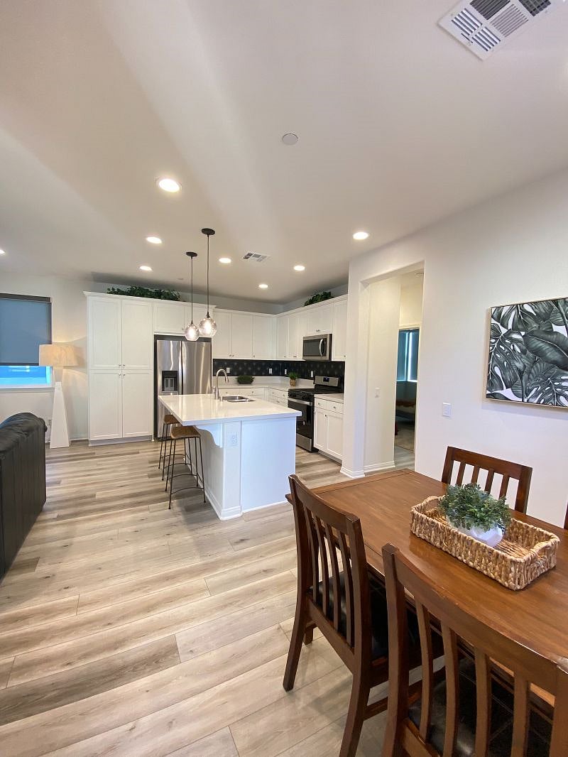 Furnished Finder property 403222_1 photo 7