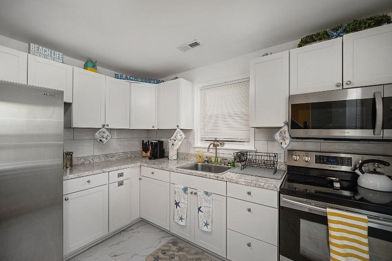 Furnished Finder property 403226_1 photo 10