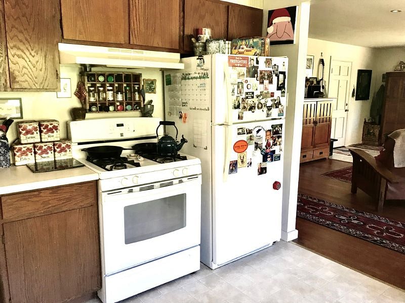 Gas stove, oven, & toaster oven