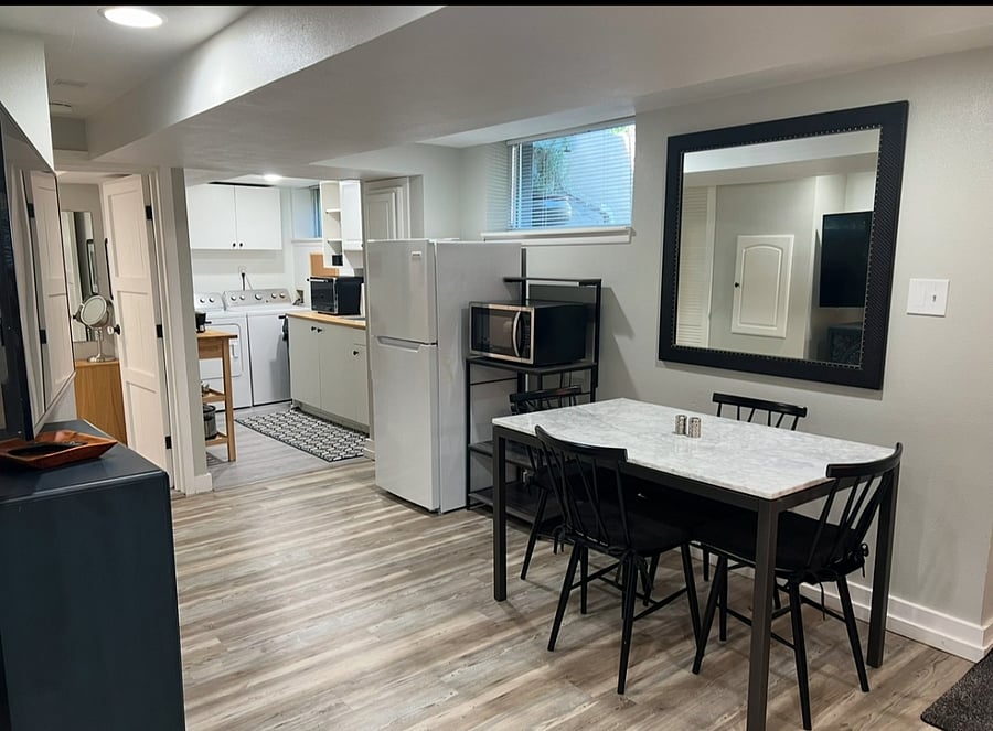 Furnished Finder property 403245_1 photo 9