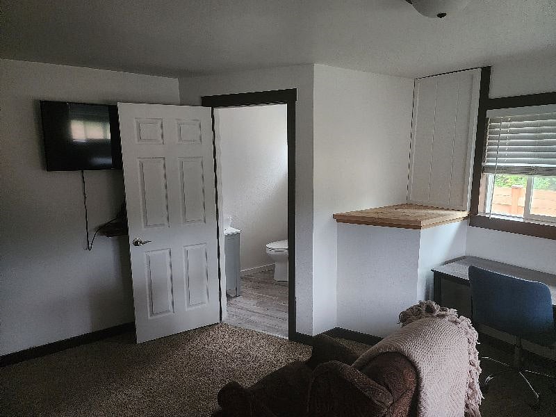 Furnished Finder property 403250_1 photo 8