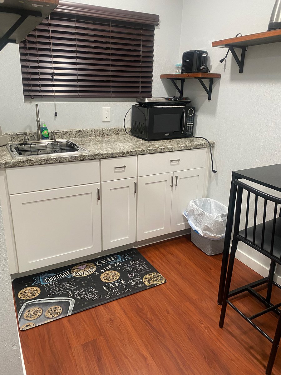 Furnished Finder property 403270_1 photo 6