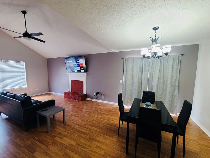 Furnished Finder property 403272_1 photo 10