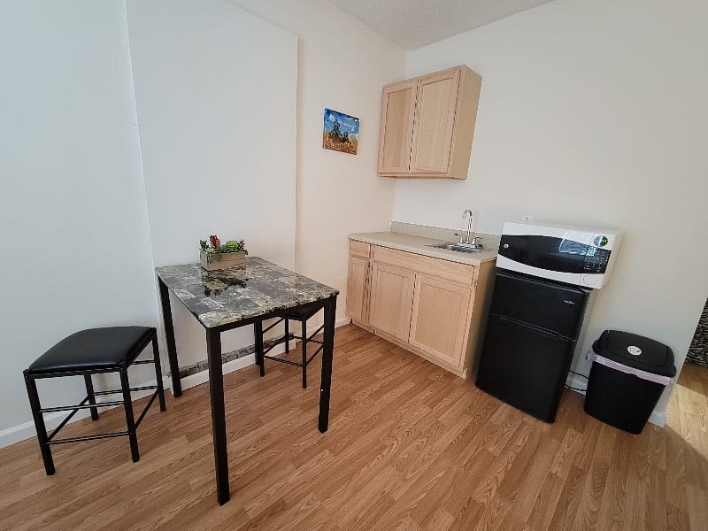 Furnished Finder property 403272_2 photo 4