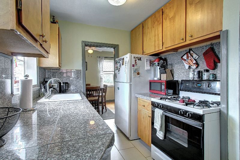 Furnished Finder property 403310_1 photo 7
