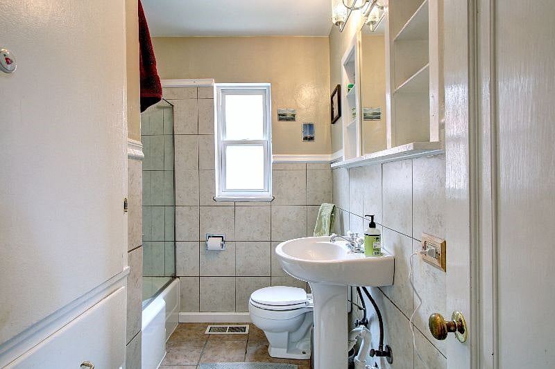 Furnished Finder property 403310_1 photo 9