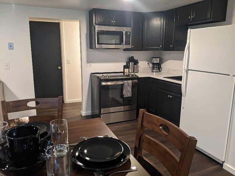 Furnished Finder property 403313_1 photo 6
