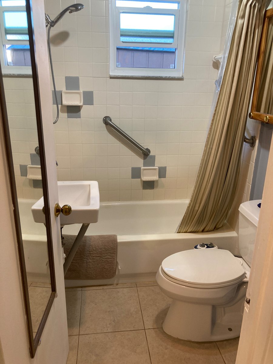 Furnished Finder property 403323_1 photo 24