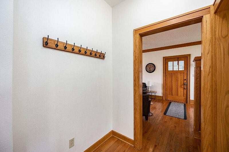 Furnished Finder property 403329_1 photo 14