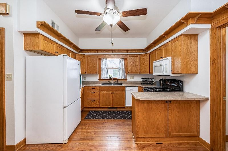 Furnished Finder property 403329_1 photo 7