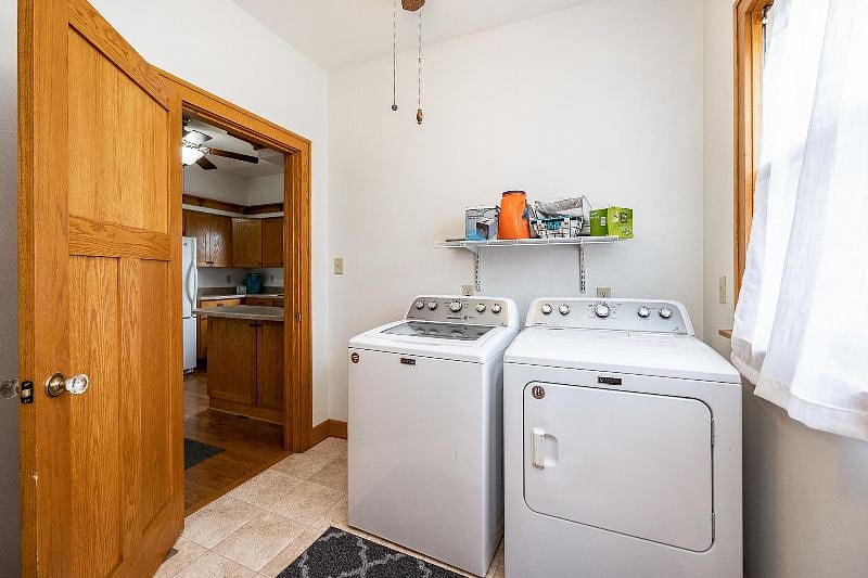 Furnished Finder property 403329_1 photo 18