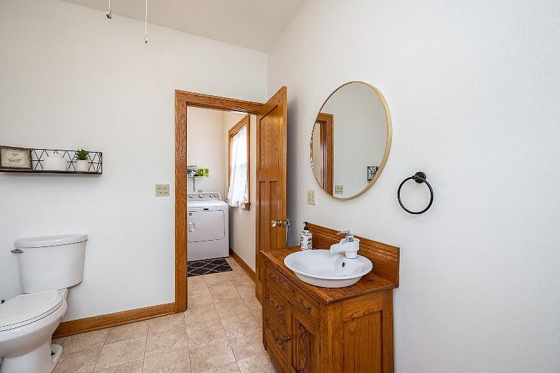 Furnished Finder property 403329_1 photo 20