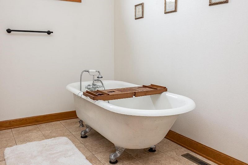 Furnished Finder property 403329_1 photo 21
