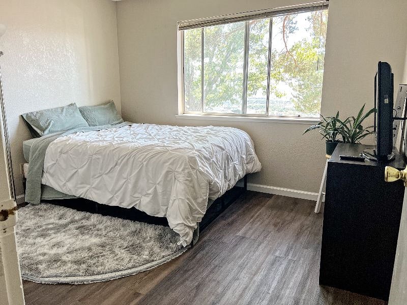 Furnished Finder property 403366_1 photo 3