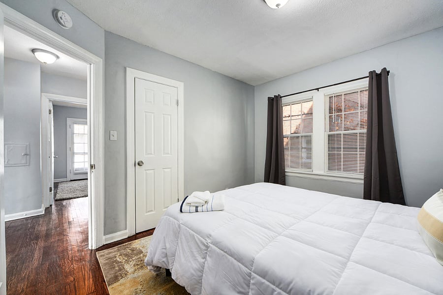 Furnished Finder property 403373_2 photo 9