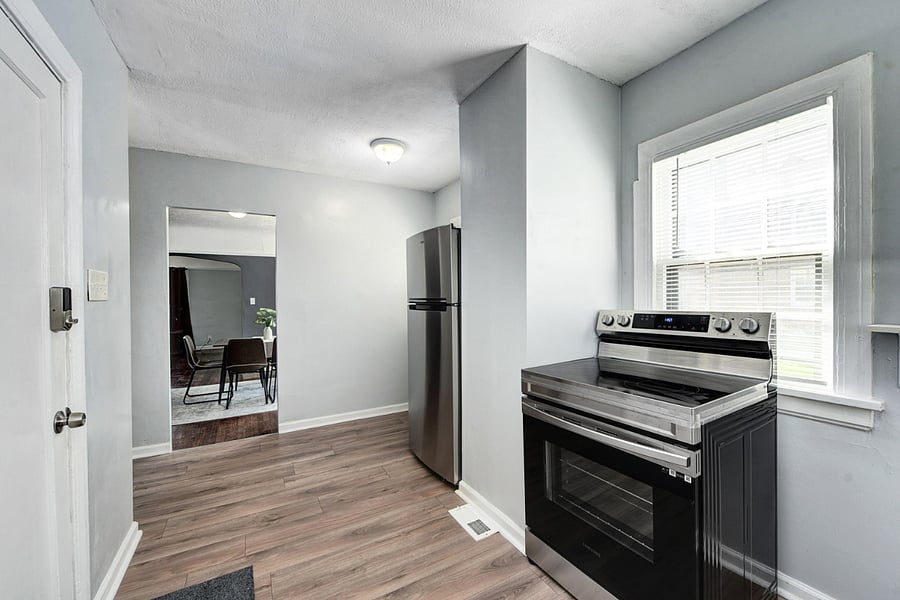 Furnished Finder property 403373_2 photo 12
