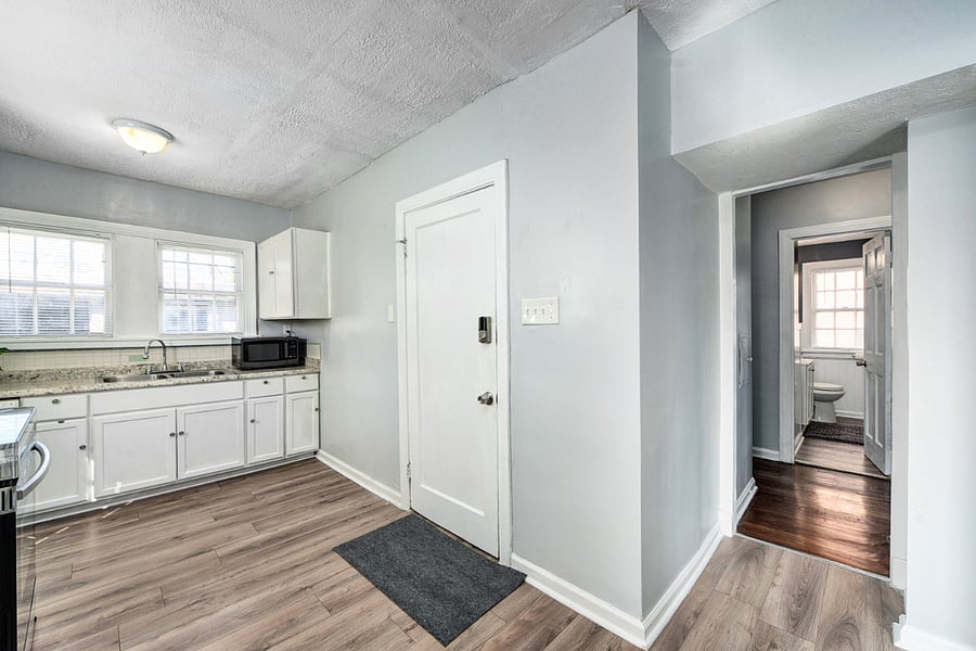 Furnished Finder property 403373_2 photo 14