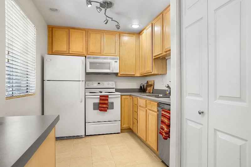 Furnished Finder property 403385_1 photo 6