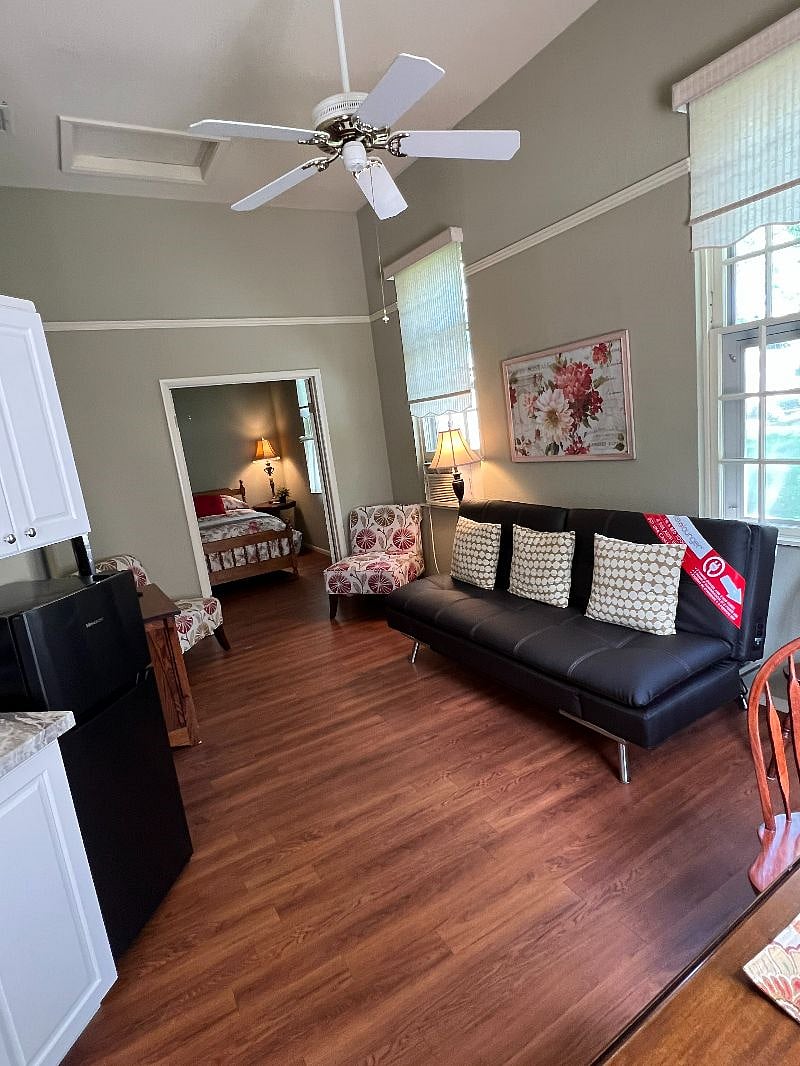 Furnished Finder property 403417_1 photo 5
