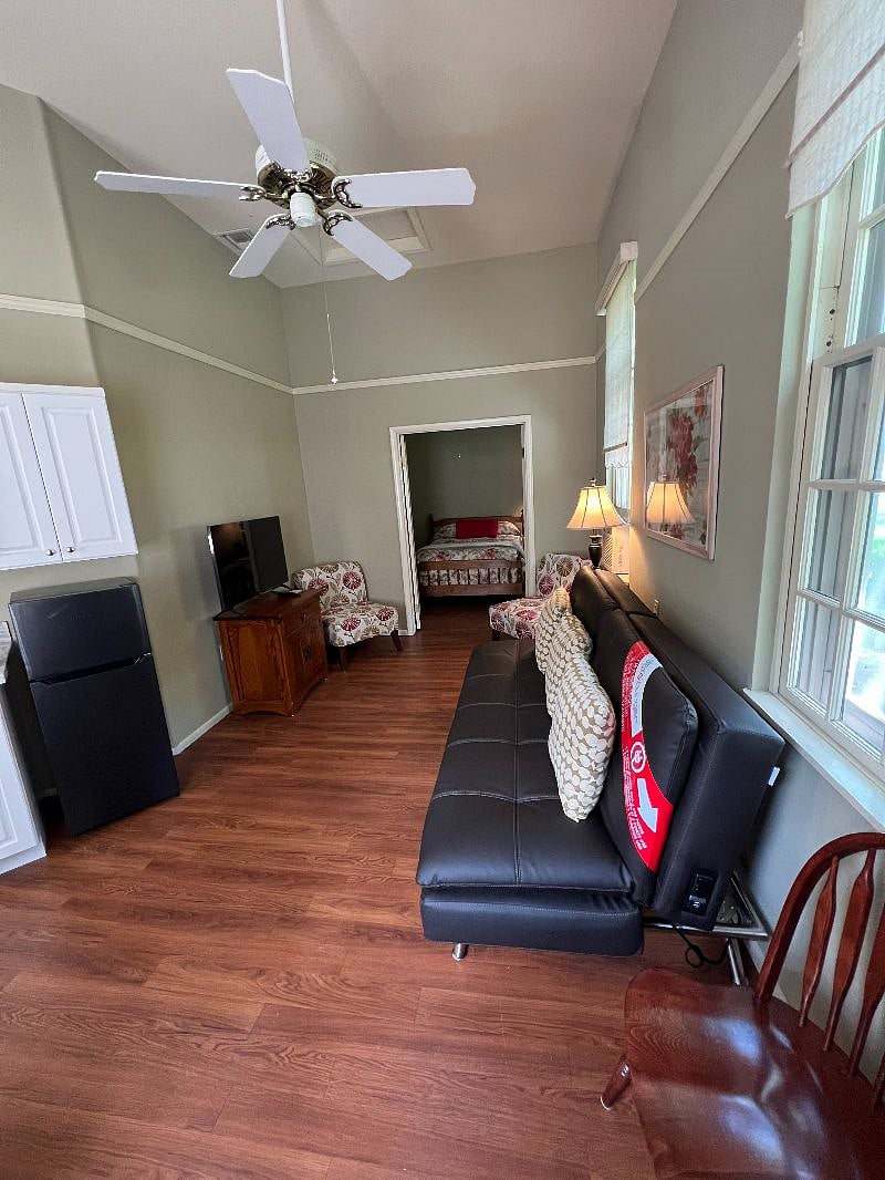 Furnished Finder property 403417_1 photo 6