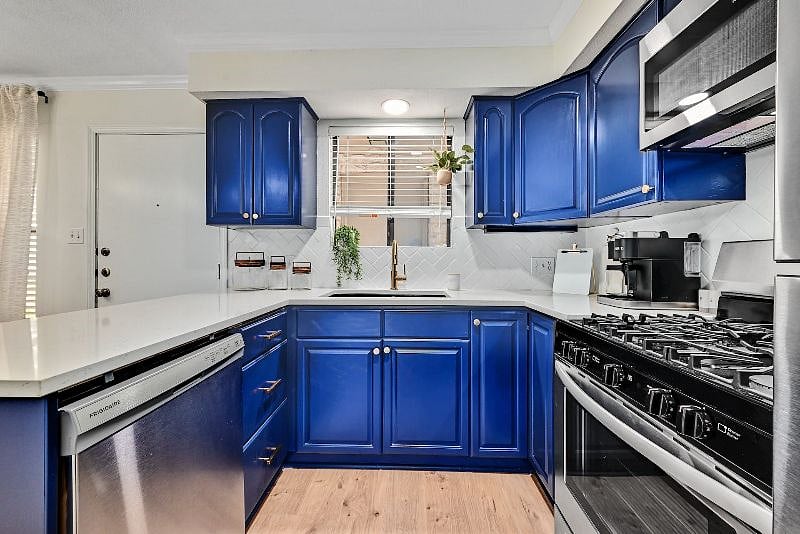 Furnished Finder property 403440_1 photo 11