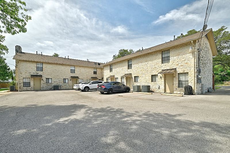 Furnished Finder property 403440_1 photo 20