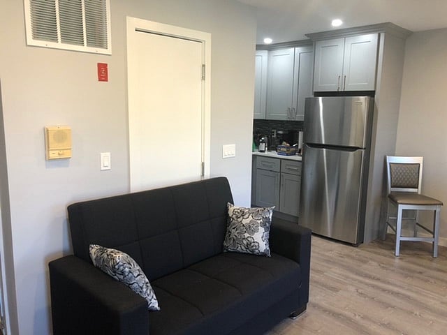 Furnished Finder property 403448_1 photo 30