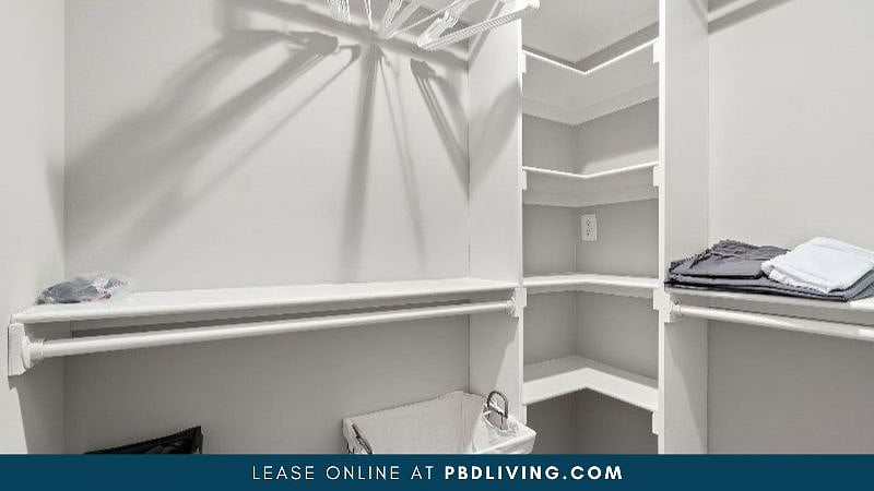 Furnished Finder property 403466_1 photo 27