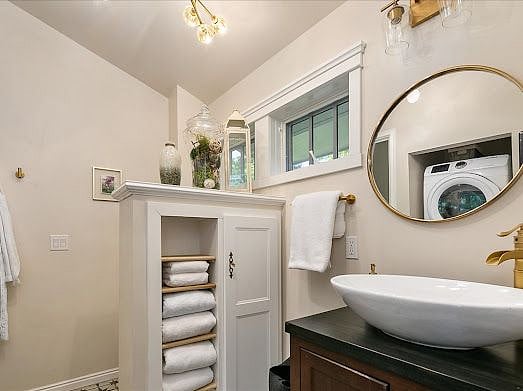 Furnished Finder property 403484_1 photo 5