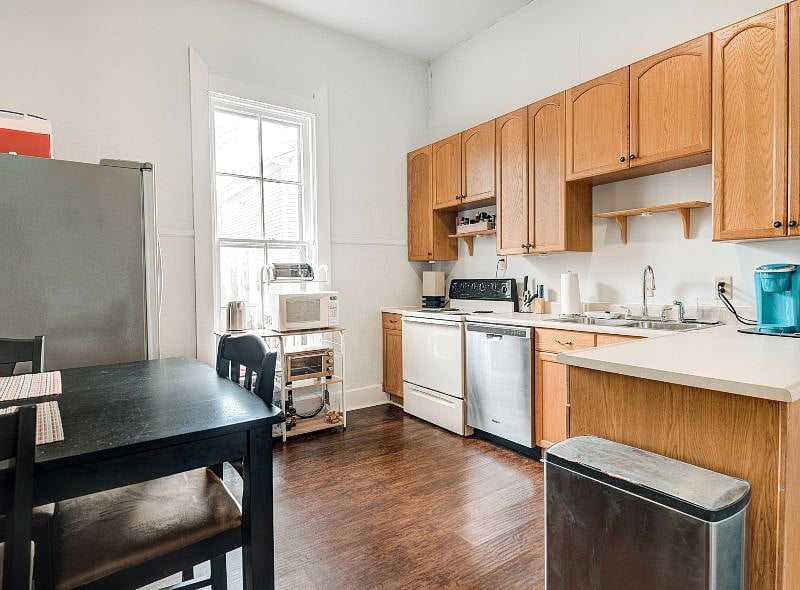 Furnished Finder property 403494_1 photo 12