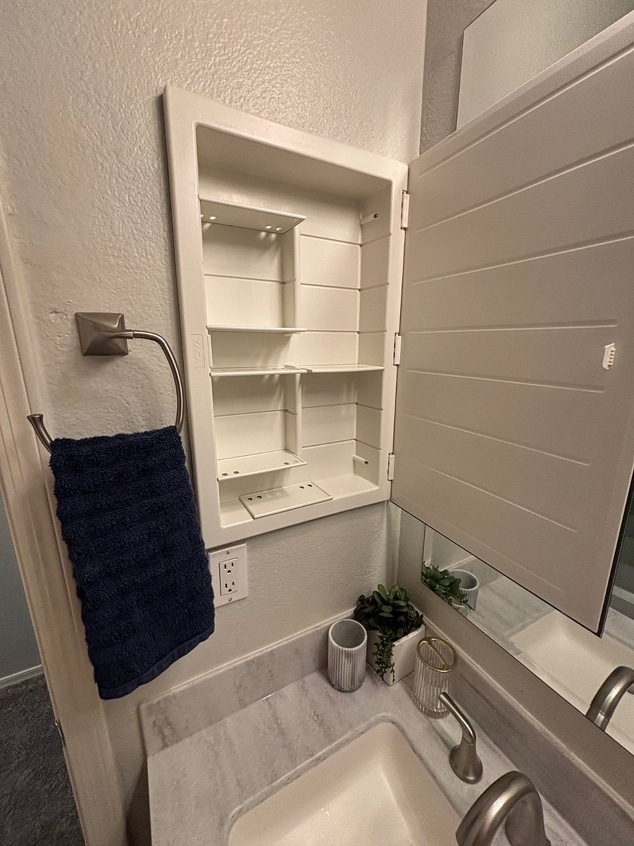 Furnished Finder property 403537_1 photo 10