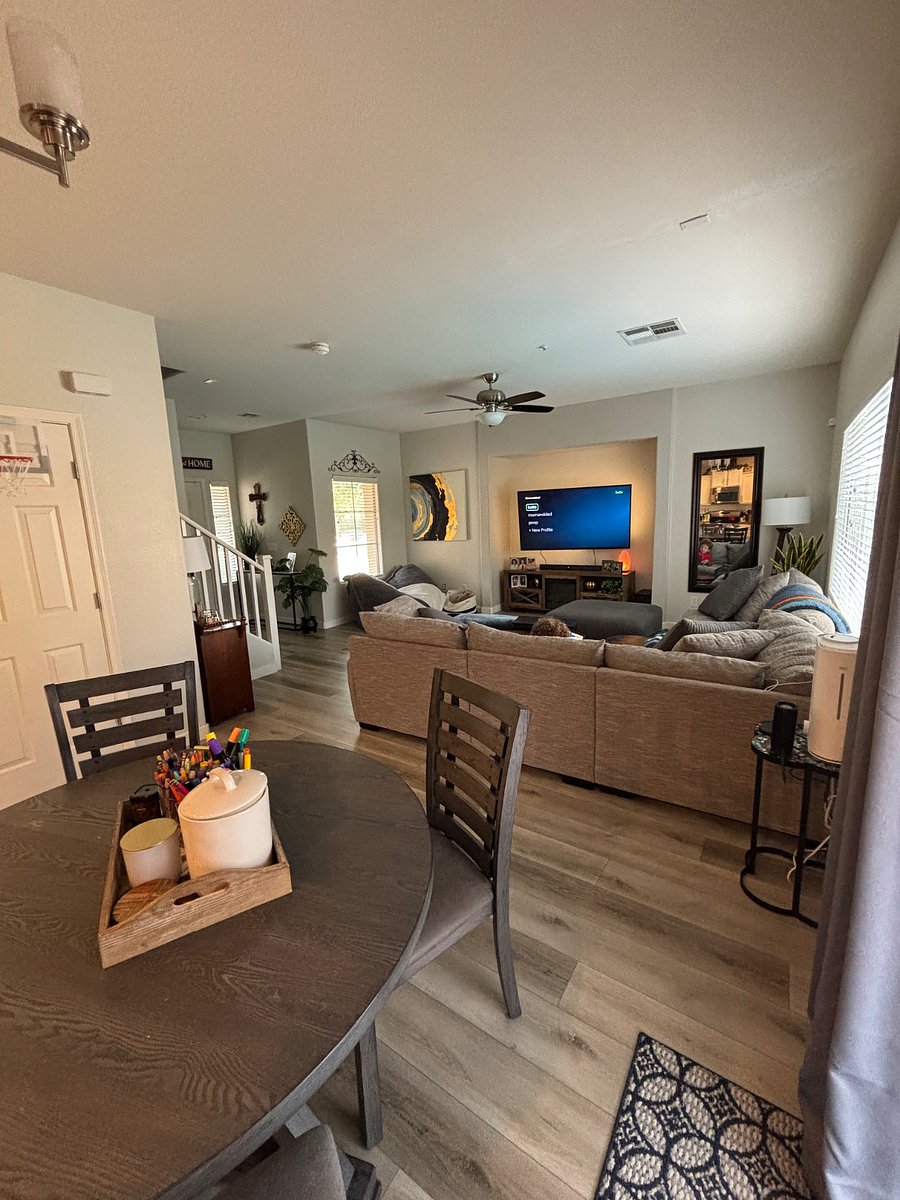 Furnished Finder property 403537_1 photo 15