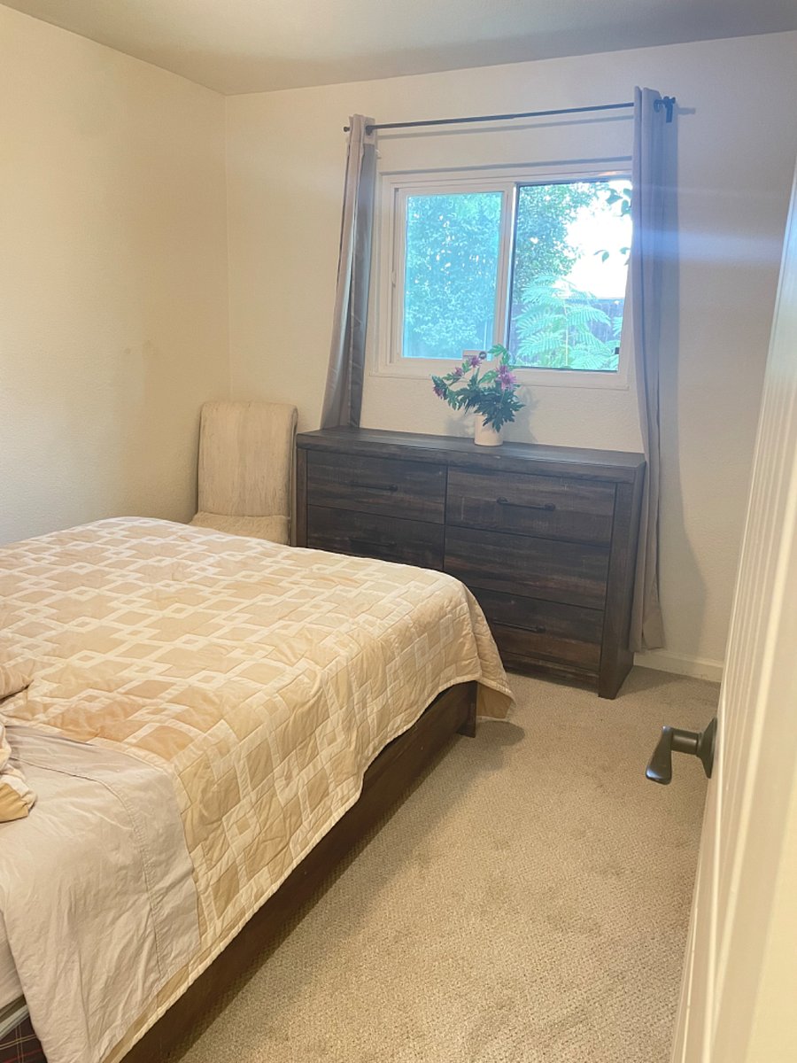 Spare bedroom or can be set up as an office upon request.