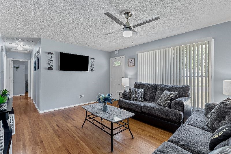 Furnished Finder property 403557_1 photo 9