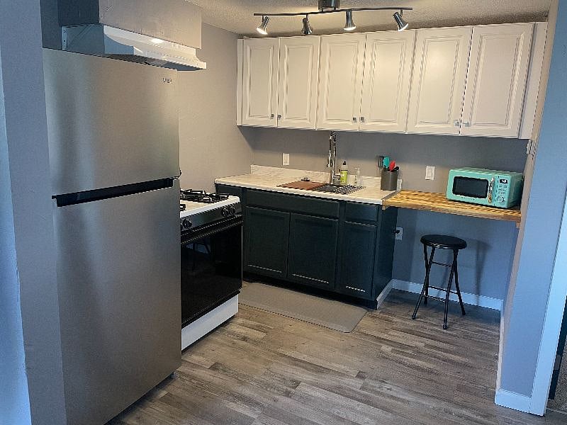 Furnished Finder property 403584_2 photo 4