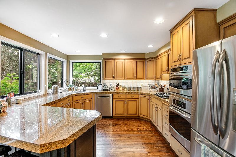 Furnished Finder property 403675_1 photo 3